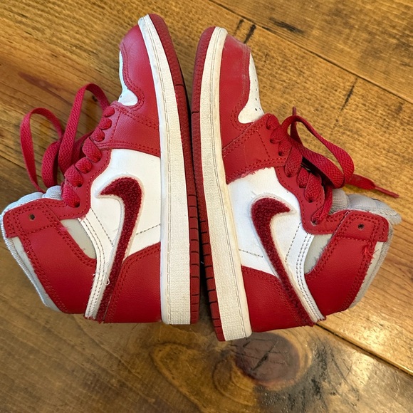 Nike Air Jordan Shoes - Red - Toddler - 12C - Picture 2 of 5